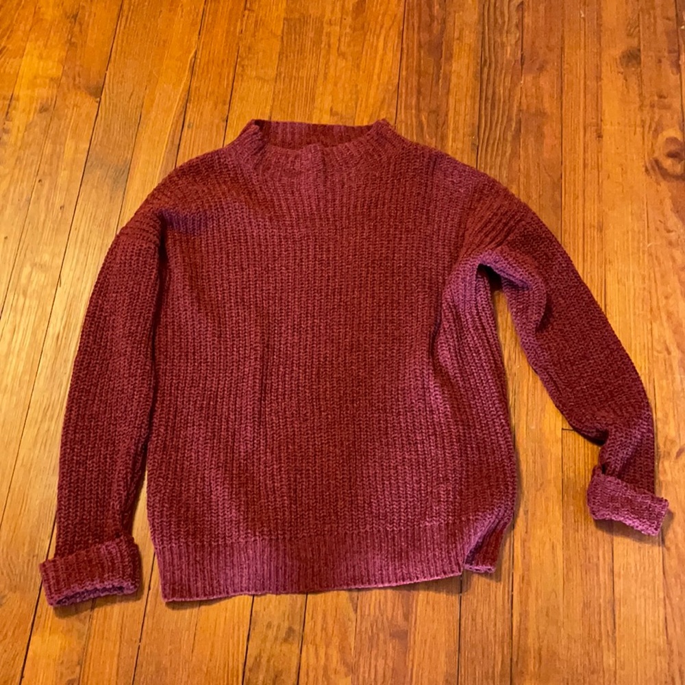 Pink rose sweater size L
